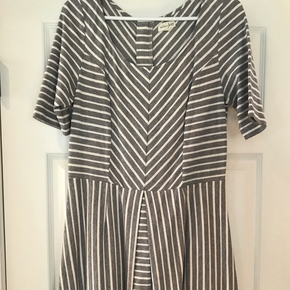 Boutique dress, Charcoal grey/white